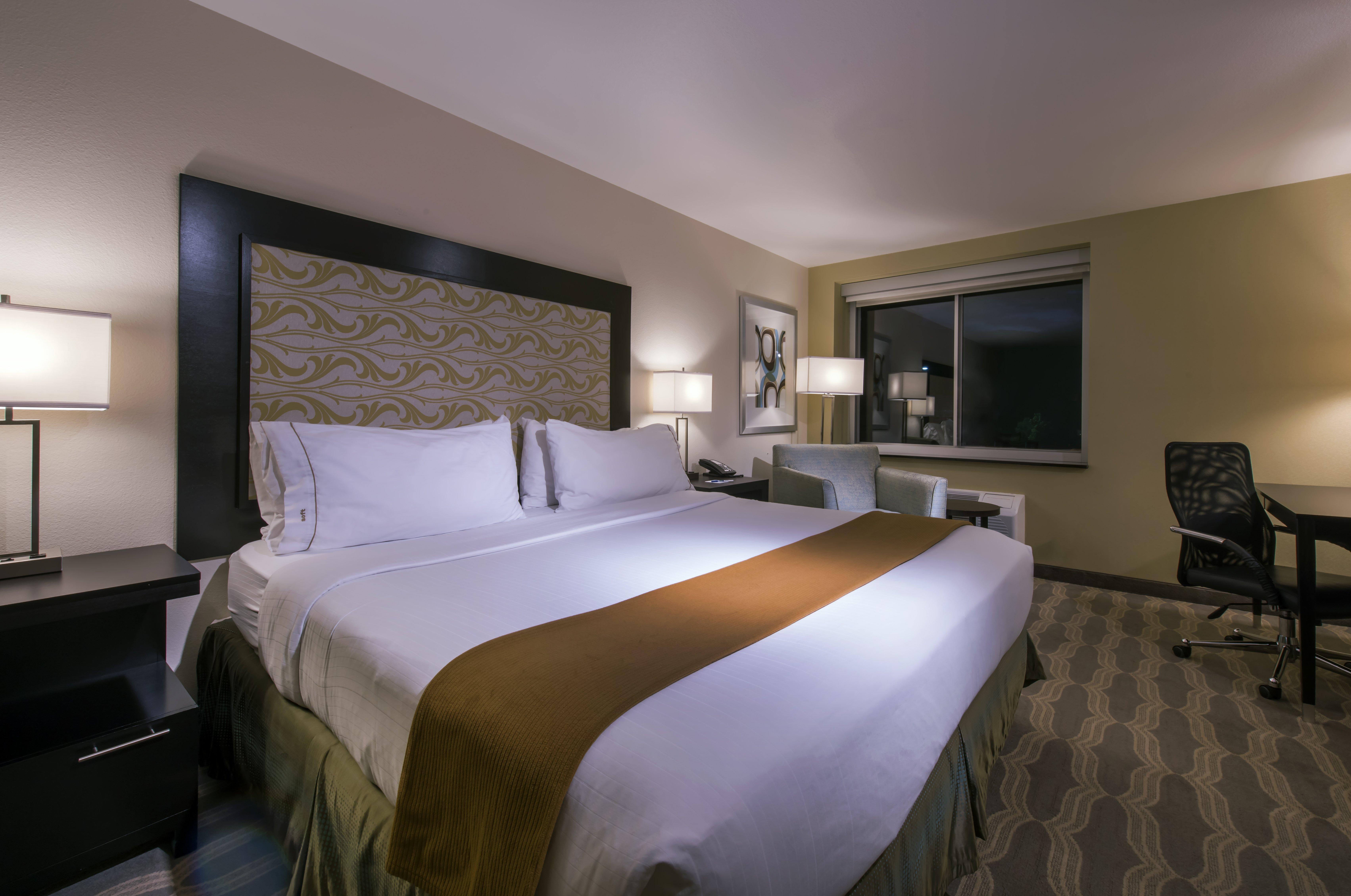 Holiday Inn Express & Suites Colorado Springs Central By Ihg Kültér fotó