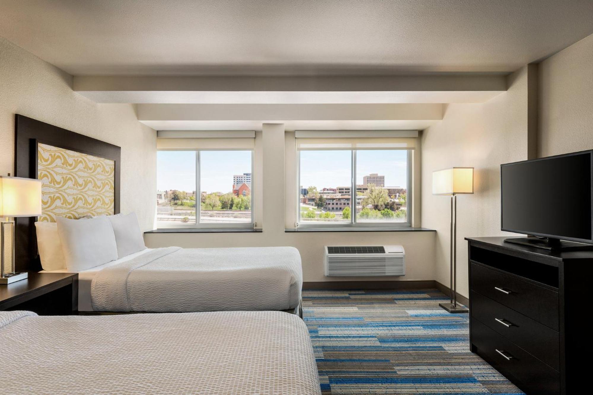 Holiday Inn Express & Suites Colorado Springs Central By Ihg Kültér fotó