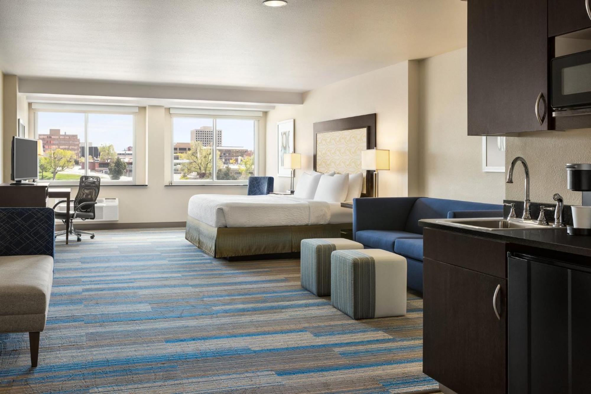 Holiday Inn Express & Suites Colorado Springs Central By Ihg Kültér fotó